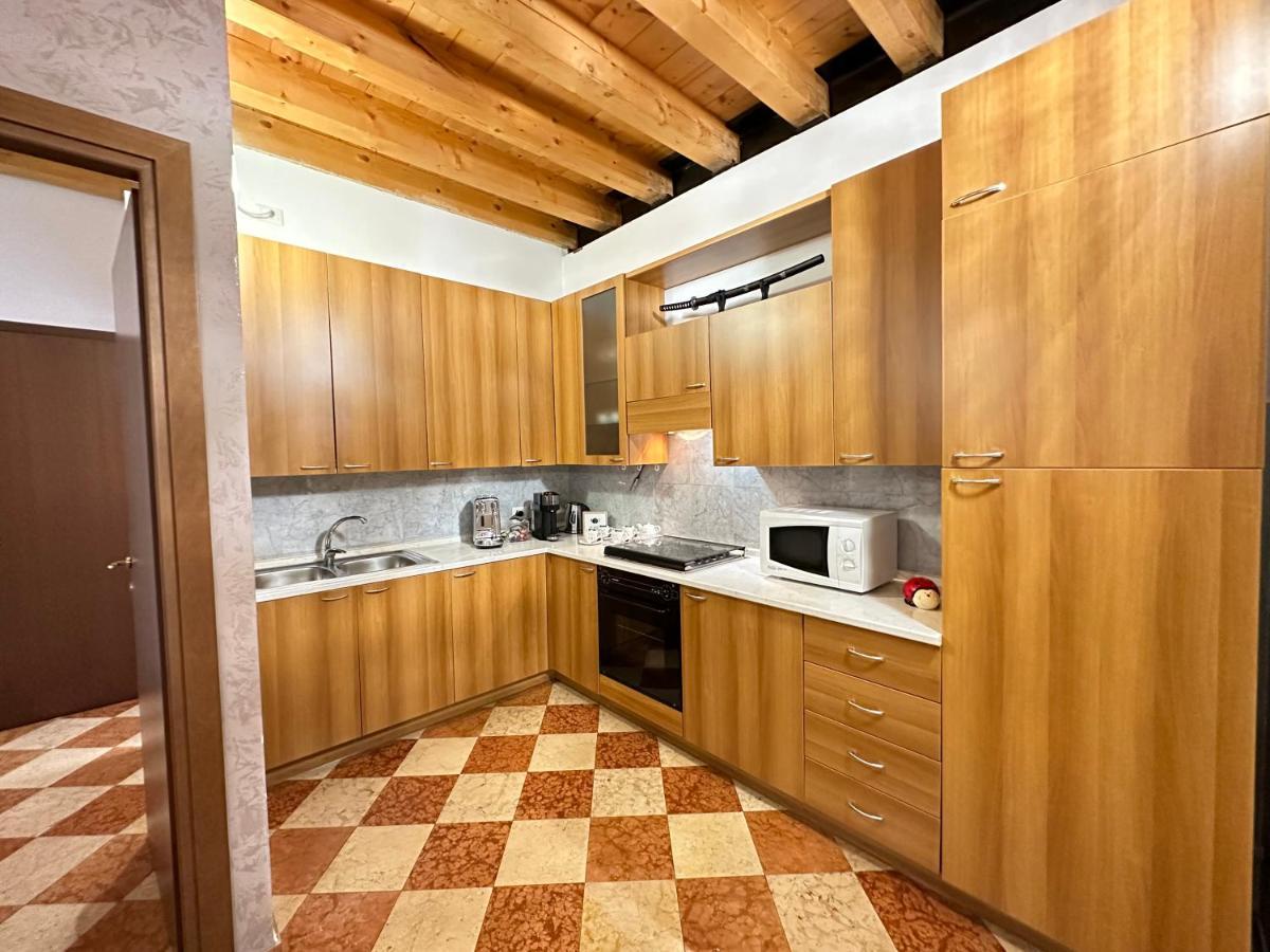 Imperial Home Mazzini Centro Verona 1 Eksteriør billede
